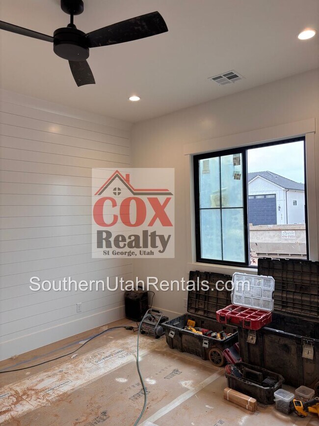 Building Photo - Ultimate Brand New Dream House - 6 bed | C...