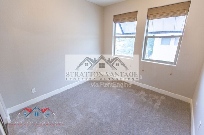 Building Photo - 1406 W Main St