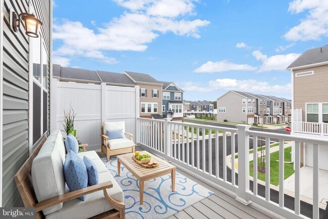 Building Photo - 1624 Aster Ln