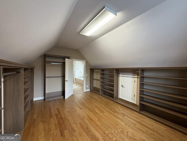 Building Photo - 2862 Piedmont Enclave Ct