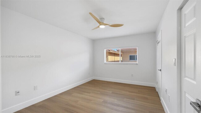 Building Photo - 3518 W 80th St