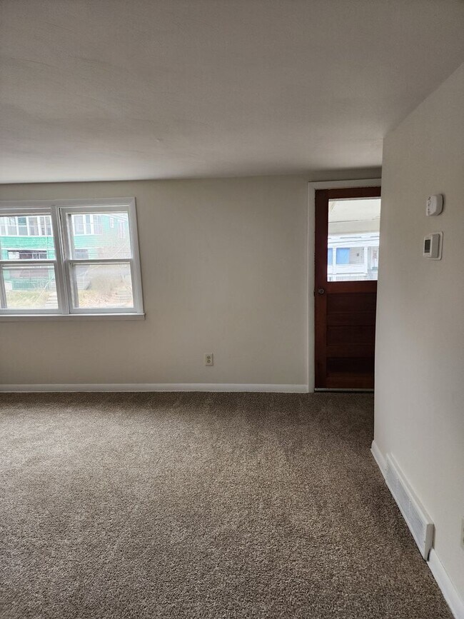 231 33 Miles Avenue 231 Miles - 231 33 Miles Avenue Syracuse Ny Building Photo
