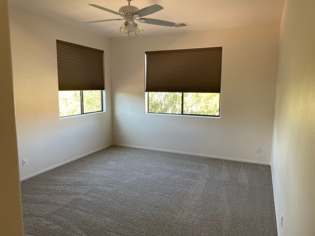 Building Photo - West Sedona Townhome