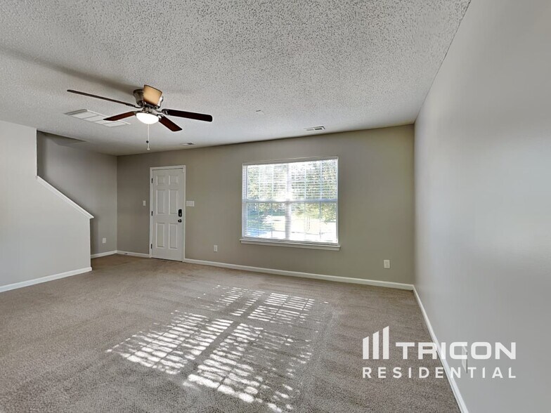 Building Photo - 198 Brantley Pl Dr