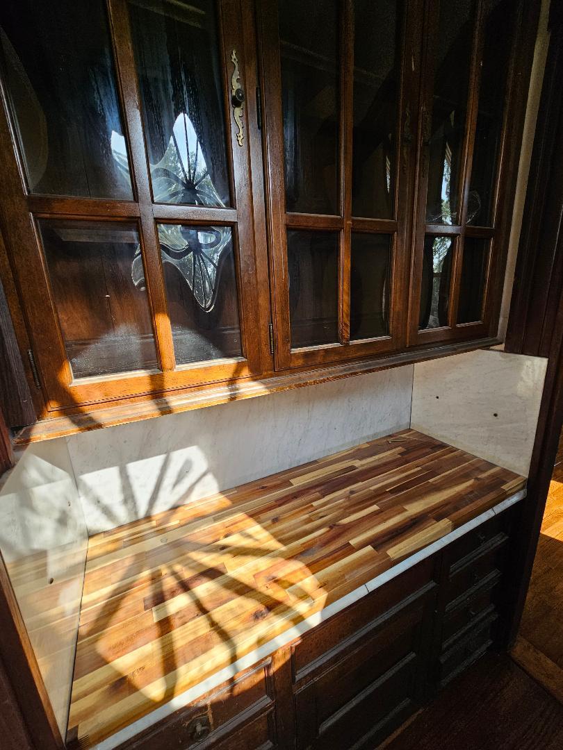 Building Photo - 764 Rock St