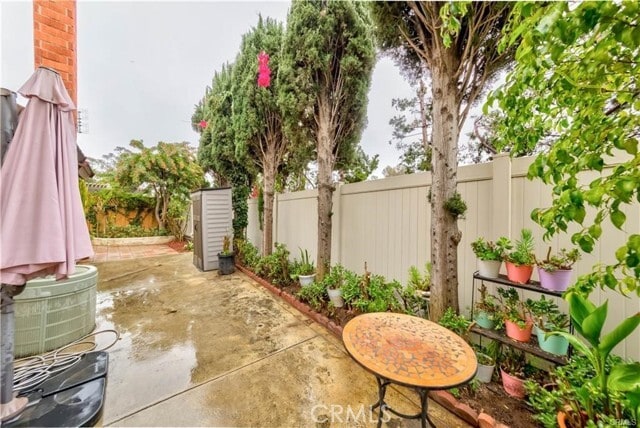 Building Photo - 2157 Baywood Dr