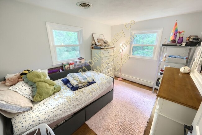 Building Photo - Beautiful 3 Bedroom 2.5 Bath Home in Dallastown Schools Pet Friendly
