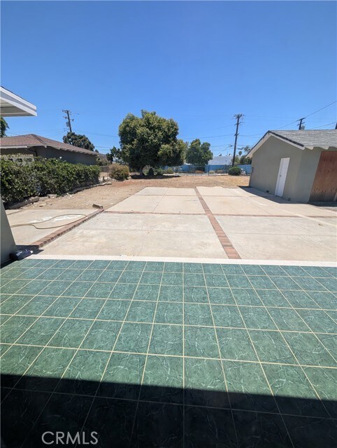 Building Photo - 1400 Lynoak Dr