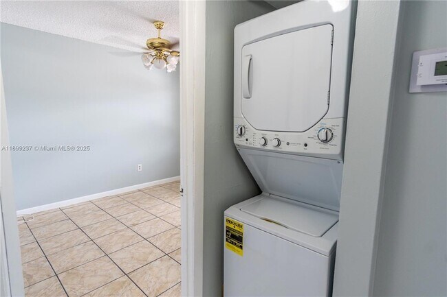 Building Photo - 14913 SW 104th St