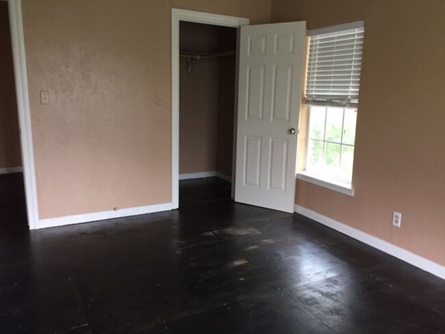 Building Photo - Ada OK Rental