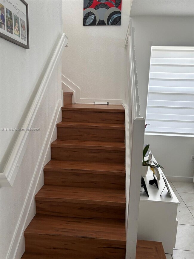 Building Photo - 24381 SW 117 Path