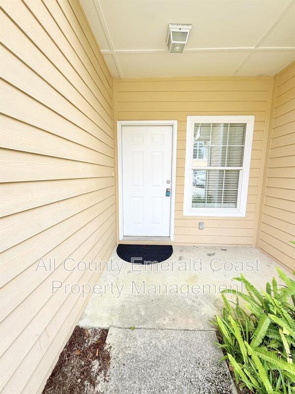 Building Photo - 732 E Mack Bayou Dr