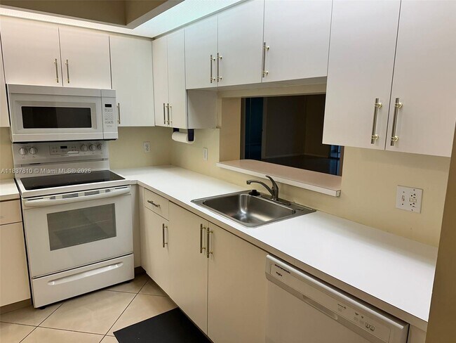Building Photo - 1151 SW 128th Terrace