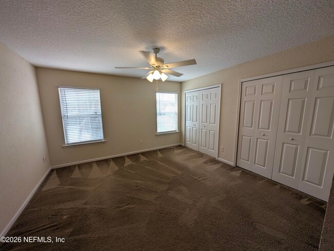 Building Photo - 1807 Lago Del Sur Drive