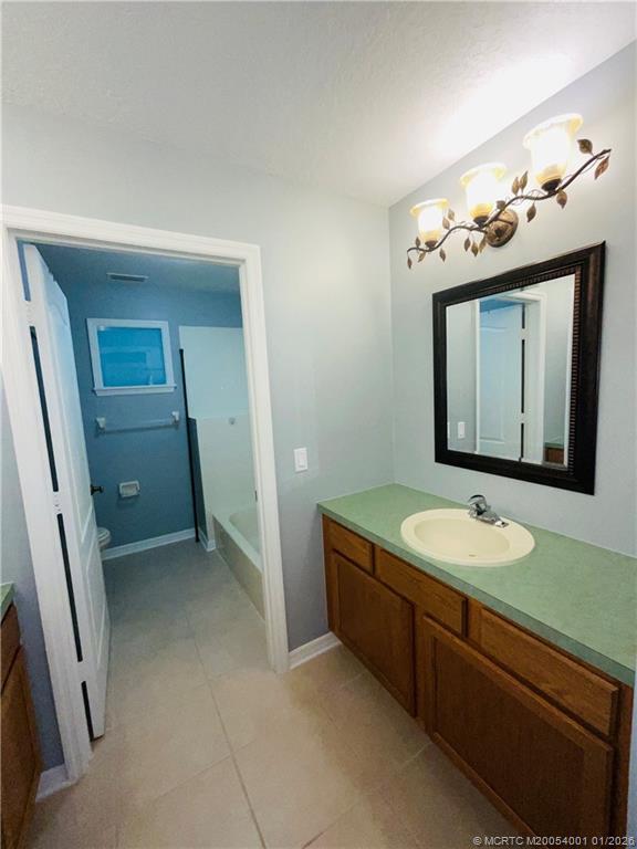 Building Photo - 1581 SW Harbour Isles Cir