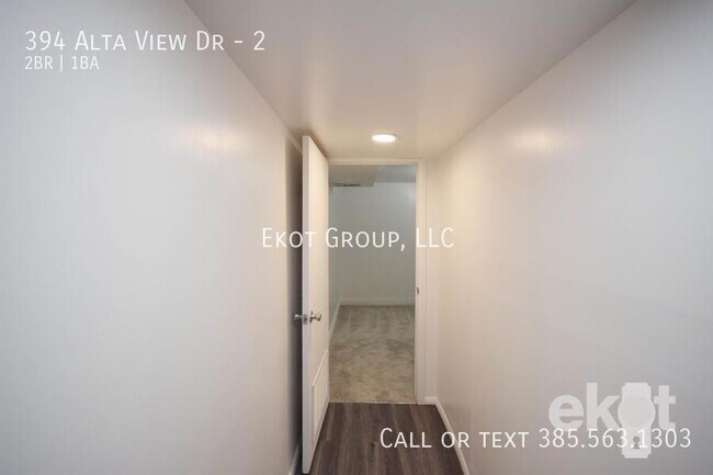 Building Photo - 394 Alta View Dr