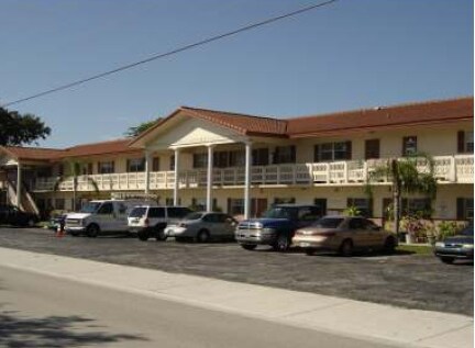 Building Photo - 8600 NW 40th St