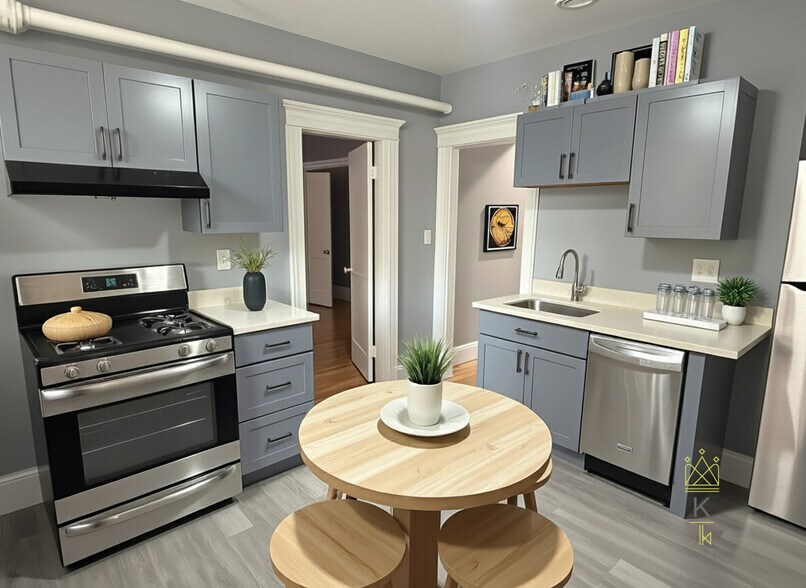 Building Photo - 36 Saint Paul St