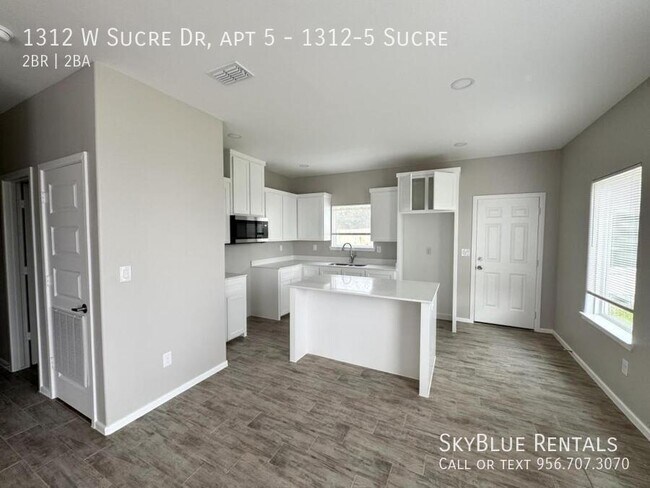 Building Photo - 1312 W Sucre Dr