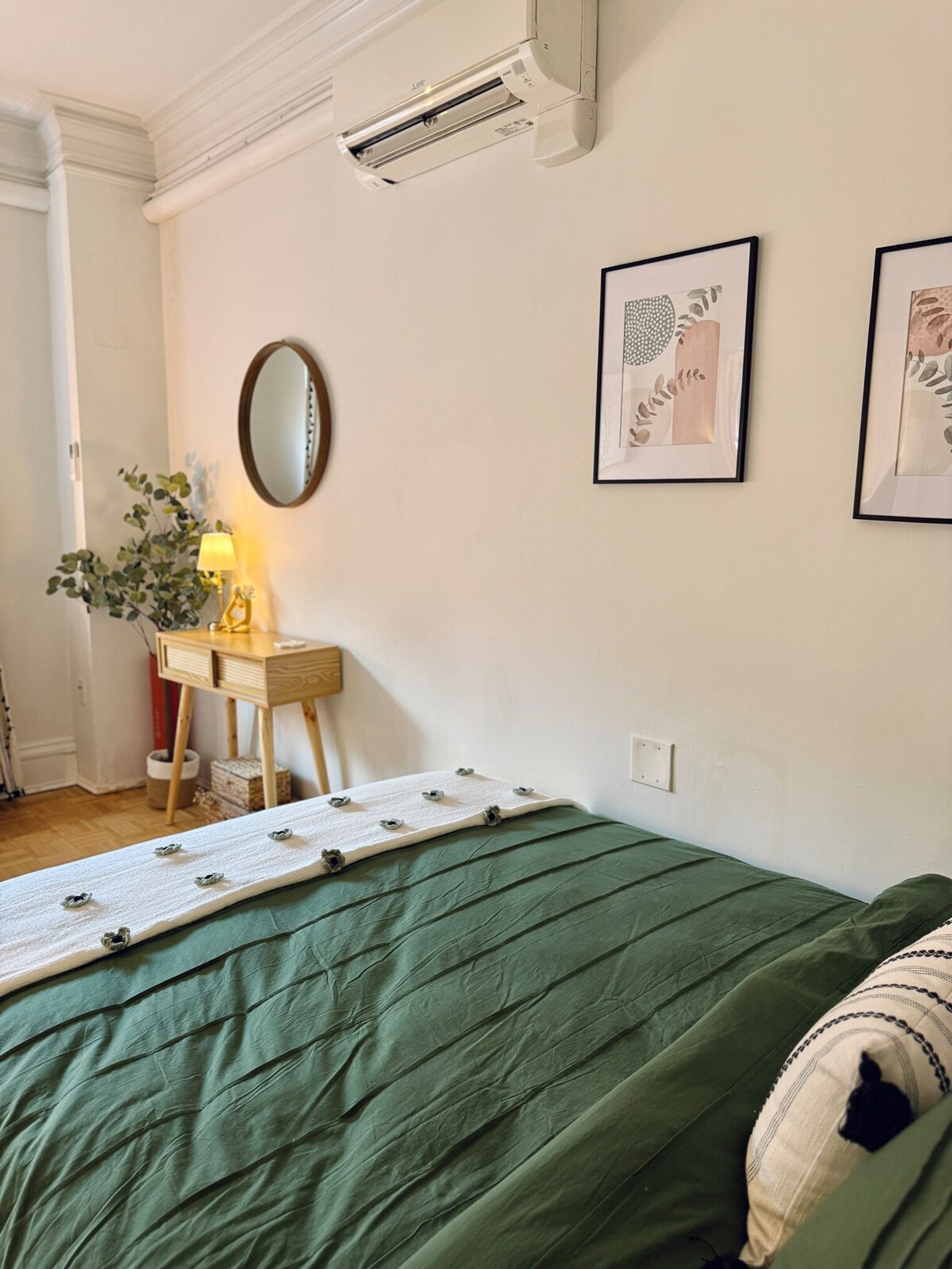 Building Photo - 182 Commonwealth Ave