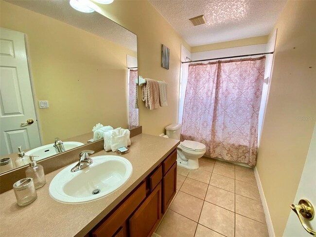 Building Photo - 8000 Acadia Estates Ct