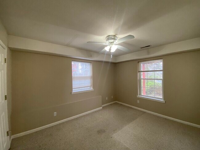 Building Photo - 5389 E Trikalla Dr