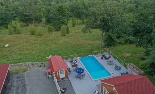 Building Photo - The Eagles Nest