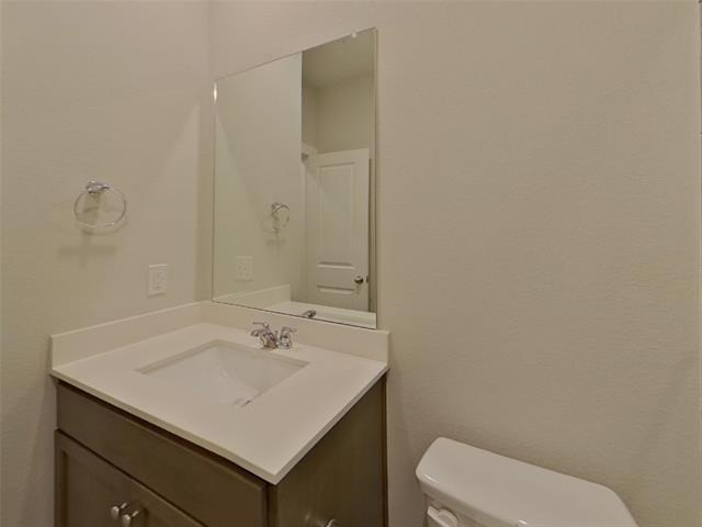 Building Photo - 8017 Brookhaven Dr