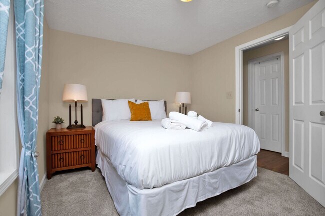 Building Photo - 530 Pearl St