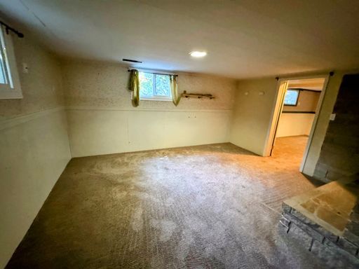 Building Photo - Ready for Move-In! 3 Bed Home $3195