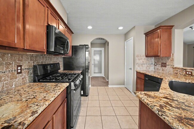 Building Photo - 10235 Mills Run Dr