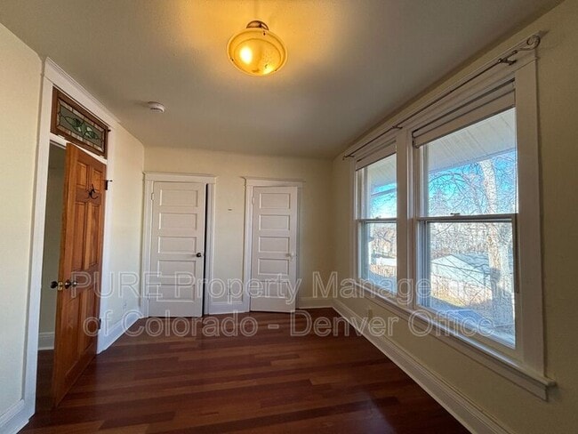 Building Photo - 1529 E 23rd Ave