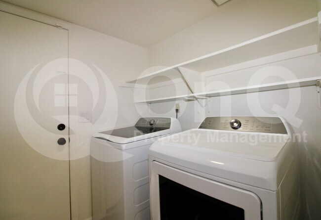 Building Photo - 4311 W Sungate Pl