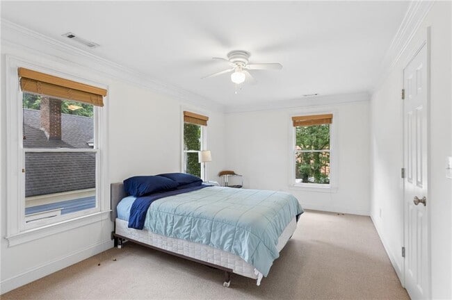 Building Photo - 649 Peeples St SW