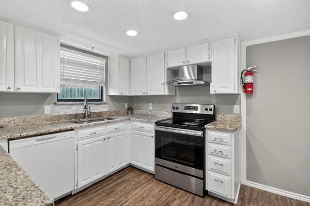 Building Photo - 1809 Greenbend Dr