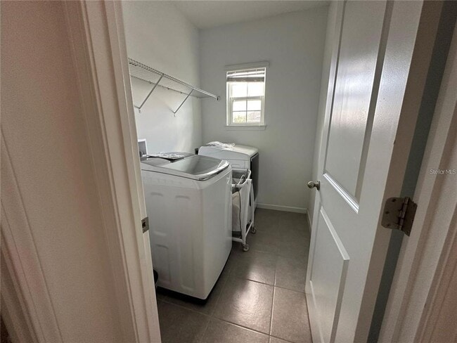 Building Photo - 7711 Tangerine Knl Lp