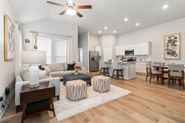 Building Photo - Brand New Amanda Park Townhome | 3 Bed, Private Yard & Modern Finishes