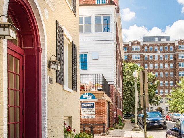 Building Photo - 1828 Riggs Place NW Apt 21