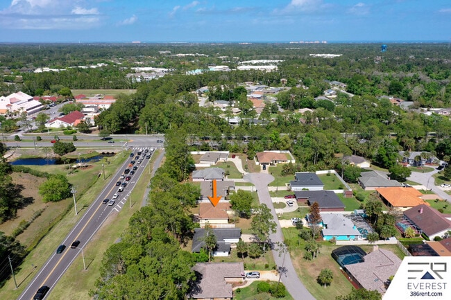 Building Photo - 9 Waywood Pl