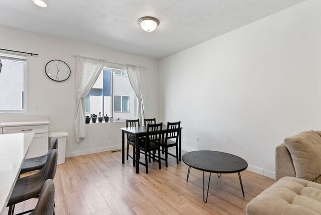 Building Photo - Coming Soon!