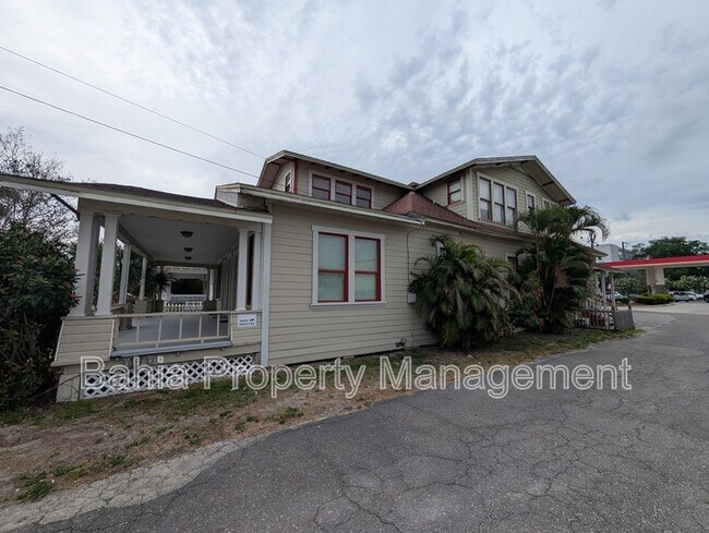 Building Photo - 103 S Westland Ave