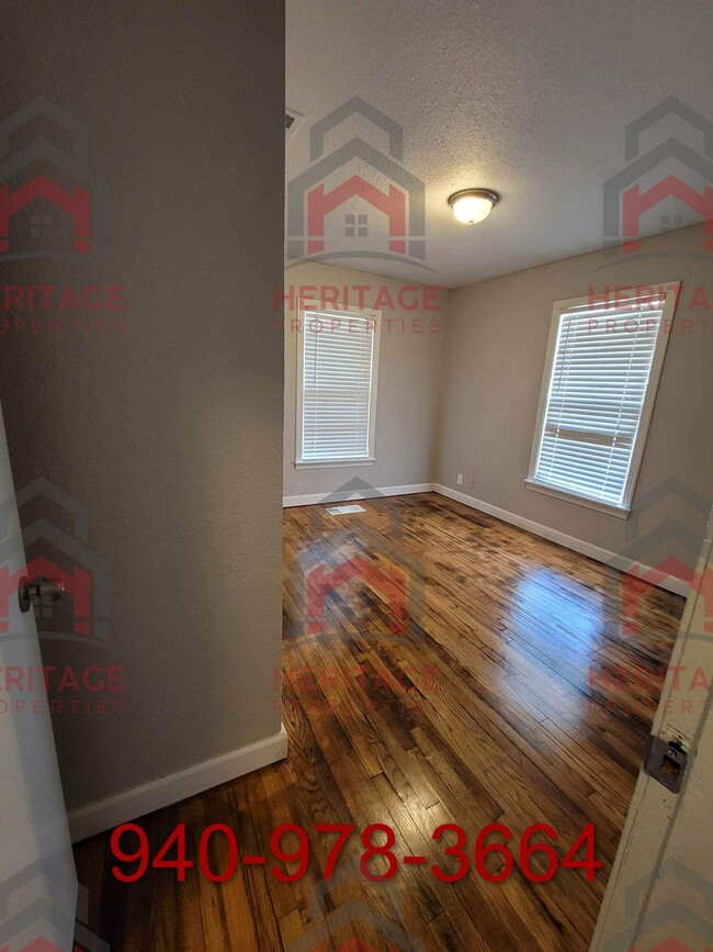 Building Photo - 2608 Wooddale Ave