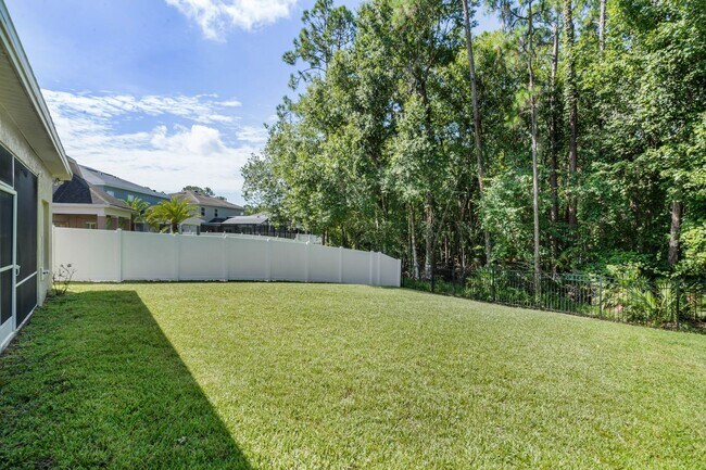 Building Photo - 4/2.5/2 Woodland Lakes Preserve Available Now