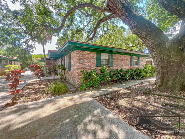 Building Photo - 2628 S Palmeden Dr