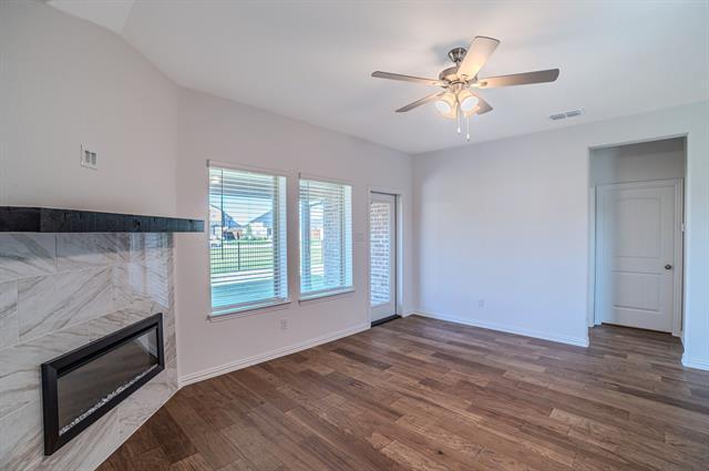 Building Photo - 1910 Blackbird Ln