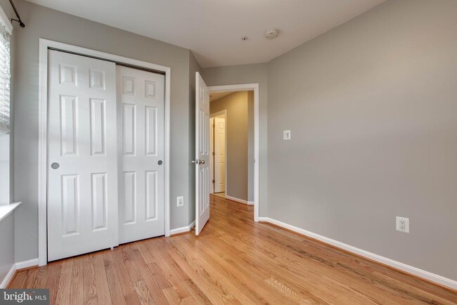 Building Photo - 1038 Ironwood Ln