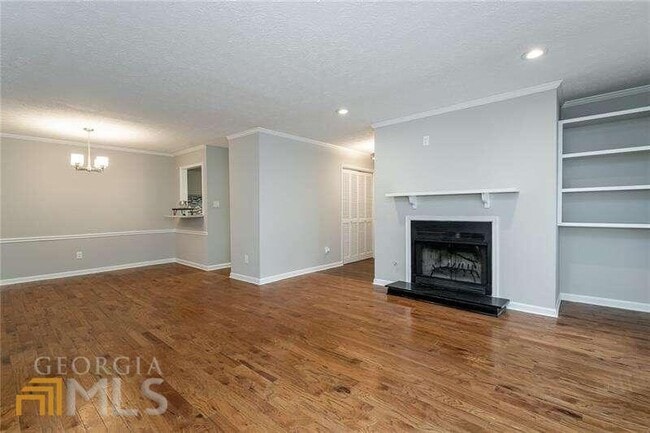 Building Photo - 306 Wynnes Ridge Cir SE