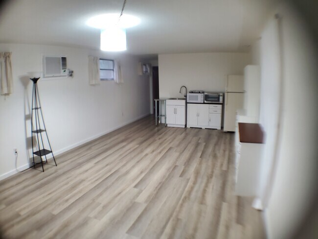 Primary Photo - 5589 46th Ave N