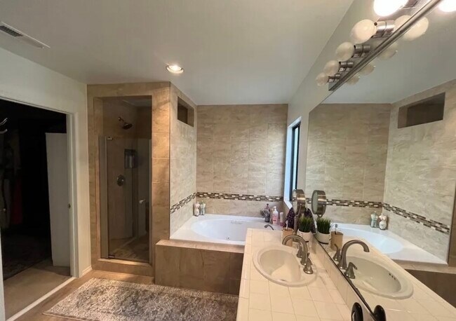 Building Photo - 3735 Aries Gln