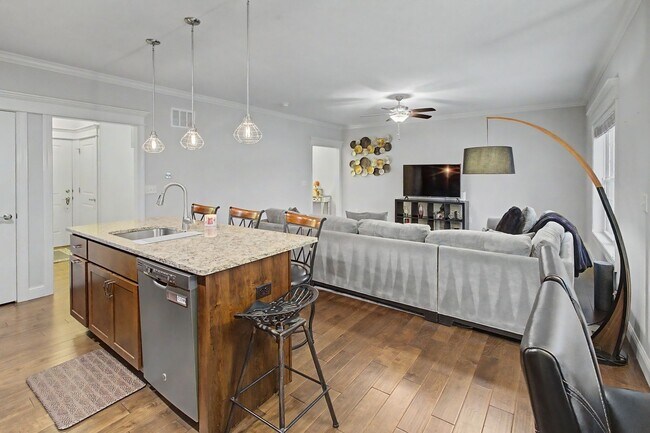 Building Photo - Spacious 4-Bedroom, 3.5-Bathroom Townhome & 2-Car Garage-West Champaign